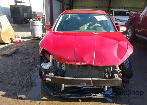 2019 Hyundai Elantra Value Edition z USA, uszkodzony, nr VIN 5NPD84LF5KH444515